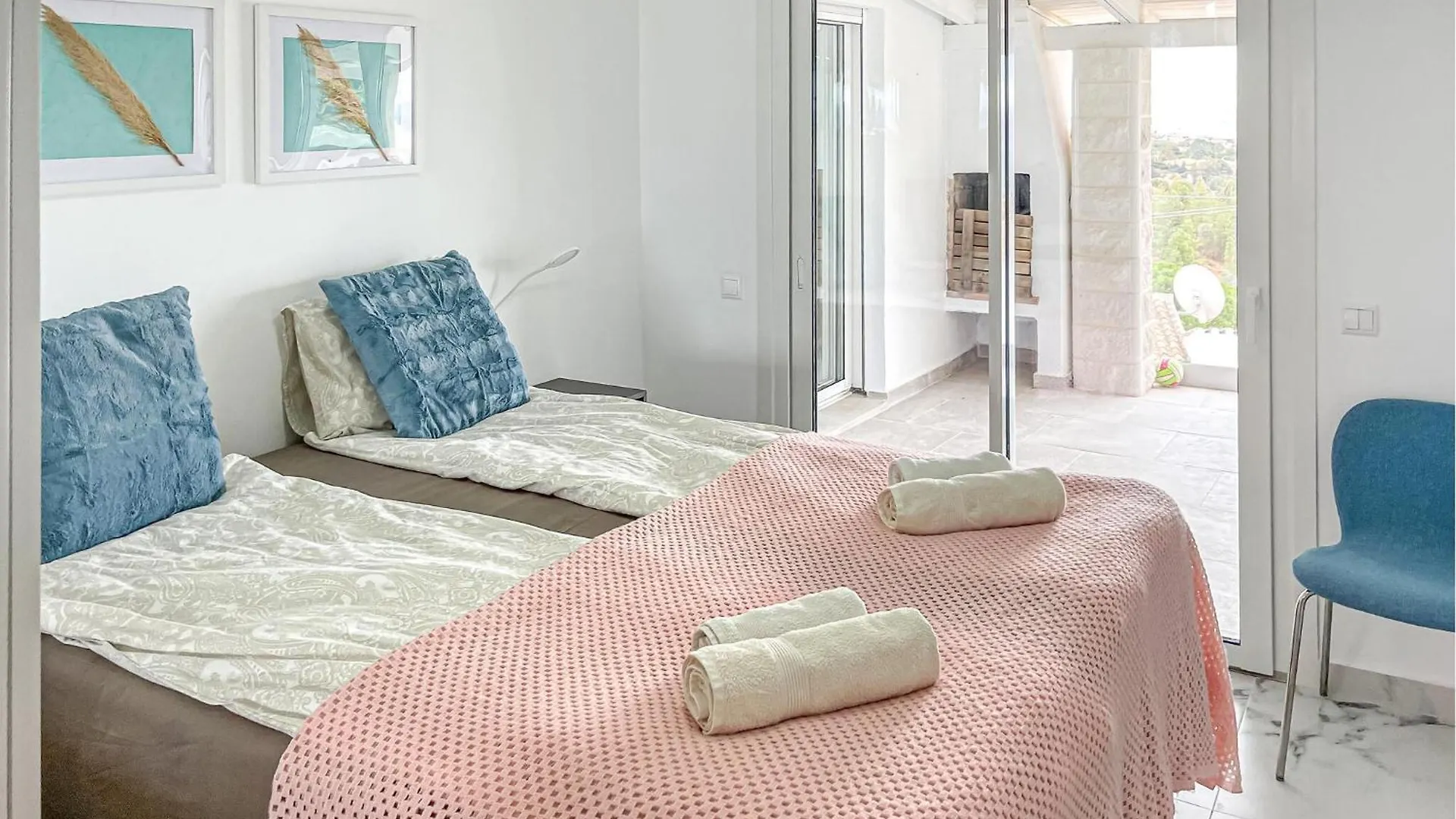 Pet Friendly Home In Mijas With Swimming Pool 0*,  スペイン